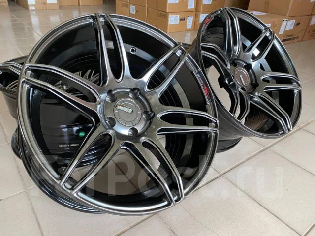 Cosmic MRII. 9.5/10.5x18", 5x114.3, ET22/28, �� 73,1���. ����