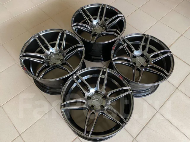 Cosmic MRII. 9.5/10.5x18", 5x114.3, ET22/28, �� 73,1���. ����