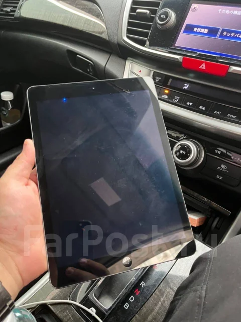 Apple iPad Air. 9.7 ������ ����
