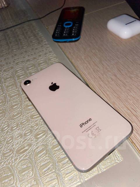 iPhone 8 256Гб - Смартфоны и сотовые телефоны во Владивостоке