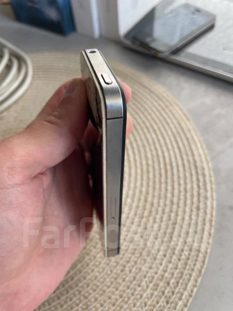 Apple iPhone 4s. �/� ����
