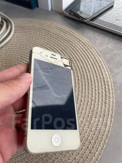 Apple iPhone 4s. �/� ����