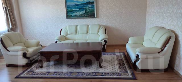 Ковёр натуральный, 2*3, б/у, в наличии. Цена: 10 000₽ в Находке