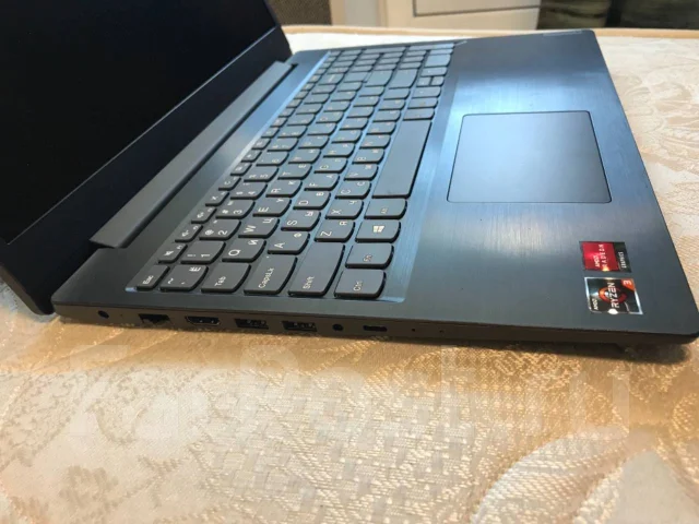 Lenovo IdeaPad L340-15API. WiFi: 1 ����