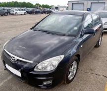 Hyundai i30. FD, G4FA ����