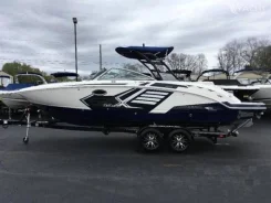 Chaparral. 2019 ���, ����� 8,03��., ��������� ������������, 350��.�., ������ ����