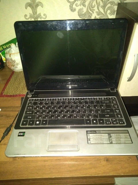 eMachines D440. 14", ��� 2048 ��, ���� 160���, WiFi: 1, Bluetooth: 1, ����������� �� 10��. ����
