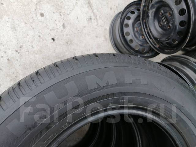 Kumho, 205/70 R15, 15", 1 шт, 205 мм, 70 %, радиальный, летние, 50 % ...