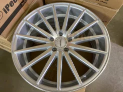 Vossen VFS-2. 9.5x19", 5x114.3, ET33, �� 73,1���. ��� ����� �� ������������ ����