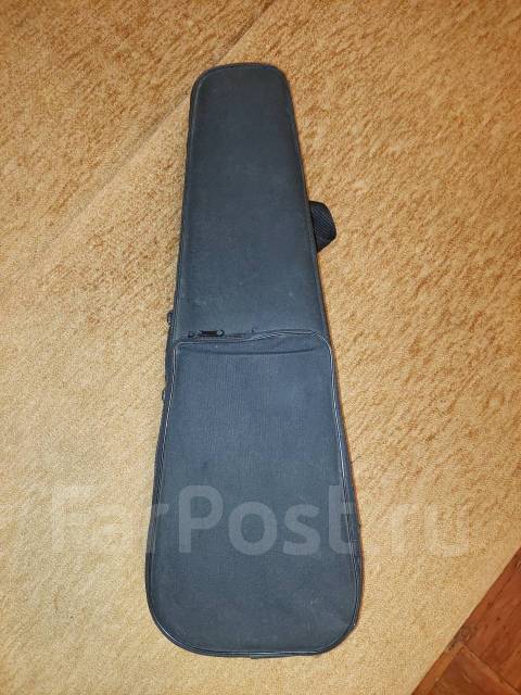 Продам скрипку 1/2, практически новая, б/у, в наличии. Цена: 6 000₽ во ...