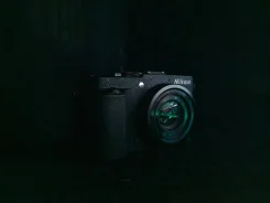 Nikon Coolpix P7700. 10 - 14.9 ��, ���: 7� ����