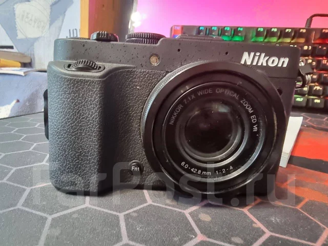 Nikon Coolpix P7700. 10 - 14.9 ��, ���: 7� ����