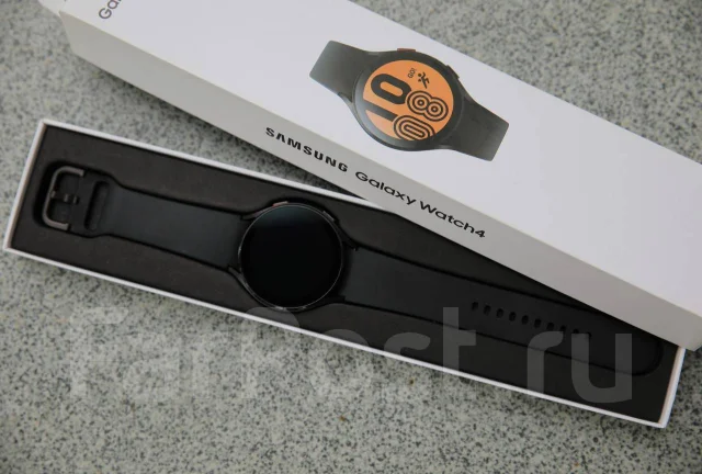 Samsung Galaxy Watch4. GPS, NFC ����