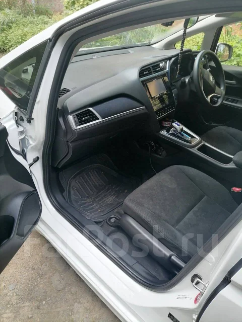 Honda Shuttle. �������, ��������, 1.5 (110��.�.), ������, 207 000����. �� ����