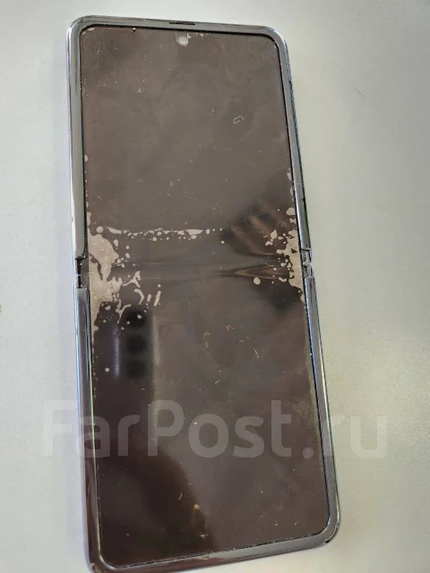 Samsung Galaxy Z Flip. �/�, ���������� ����