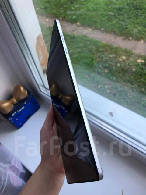 Lenovo Tab M10 FHD Plus TB-X606F. 10.3 ������ ����
