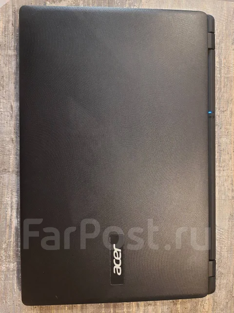 Acer Extensa. 15.7", 1,6����, ��� 4 ��, ���� 500���, WiFi: 1, Bluetooth: 1, ����������� �� 4��. ����