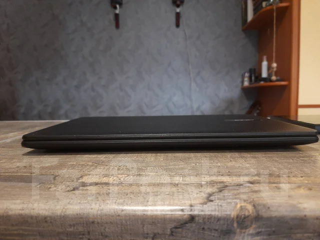 Acer Extensa. 15.7", 1,6����, ��� 4 ��, ���� 500���, WiFi: 1, Bluetooth: 1, ����������� �� 4��. ����