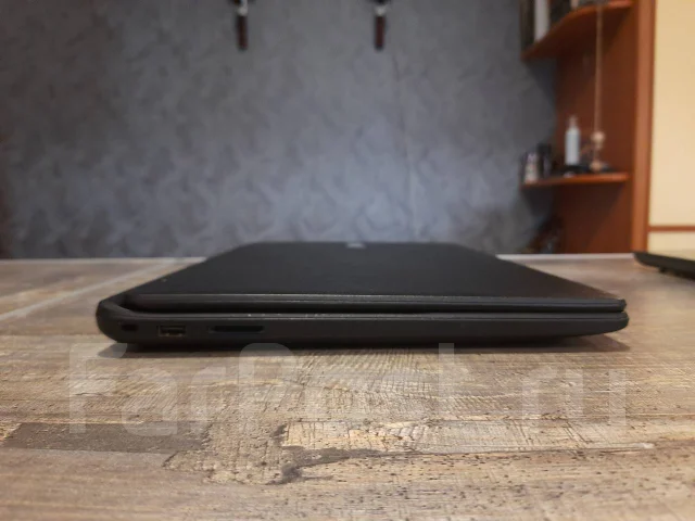 Acer Extensa. 15.7", 1,6����, ��� 4 ��, ���� 500���, WiFi: 1, Bluetooth: 1, ����������� �� 4��. ����