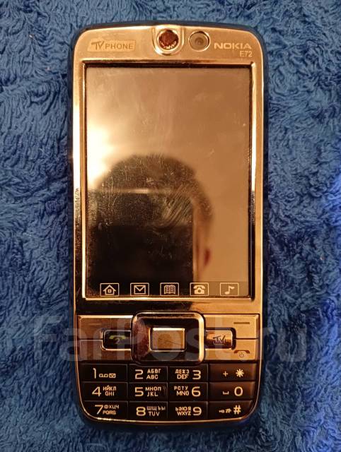 Телефон сотовый Nokia E72 - Смартфоны и сотовые телефоны во Владивостоке