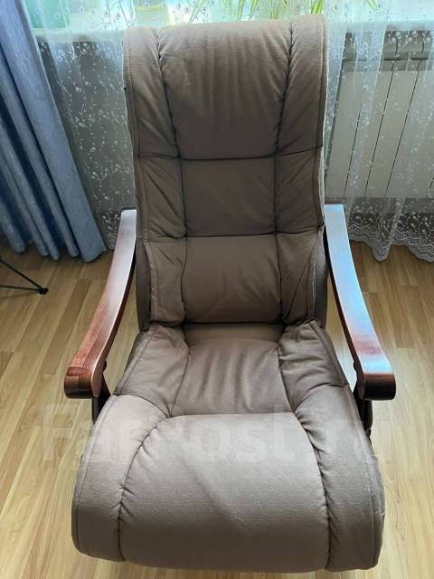 Продам кресло качалку - Мебель в Хабаровске