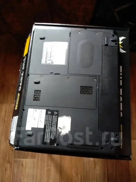 Toshiba Satellite Pro. 13.3", 2,4����, ��� 4 ��, ���� 200���, WiFi: 1, ����������� �� 1��. ����