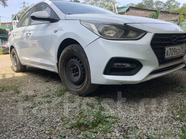 Hyundai Solaris. �������, ��������, 1.4 (99��.�.), ������, 100 000����. �� ����