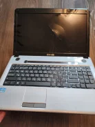DNS Home. 15.6", 2,6����, ��� 8 ��, ���� 500���, WiFi: 1, Bluetooth: 1, ����������� �� 5��. ����