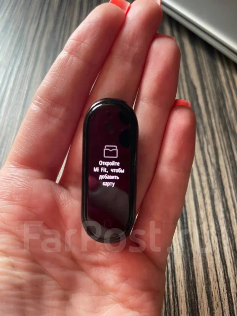 Xiaomi Mi Band 4. NFC ����