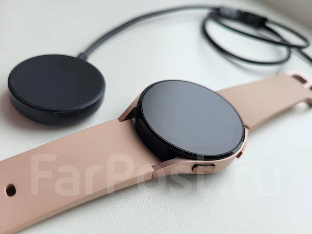 Samsung Galaxy Watch4. NFC ����
