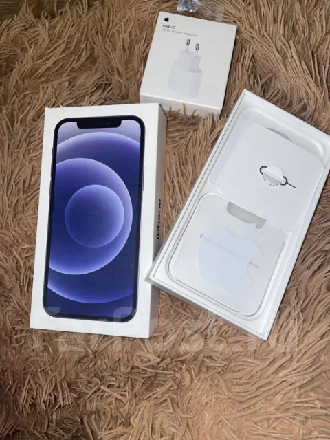 Apple iPhone 12. �/�, ������, 3G, 4G LTE ����