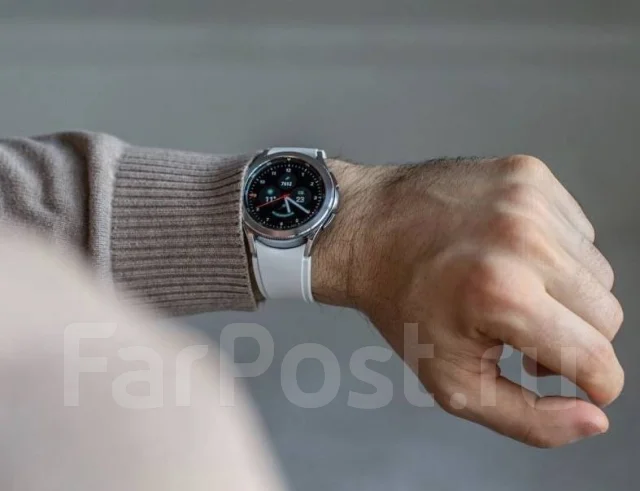 Samsung Galaxy Watch4 ����