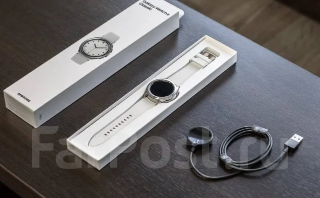 Samsung Galaxy Watch4 ����