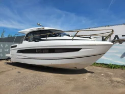 Jeanneau. 2022 ���, ����� 10,53��., ��������� ������������, 440��.�., ������ ����