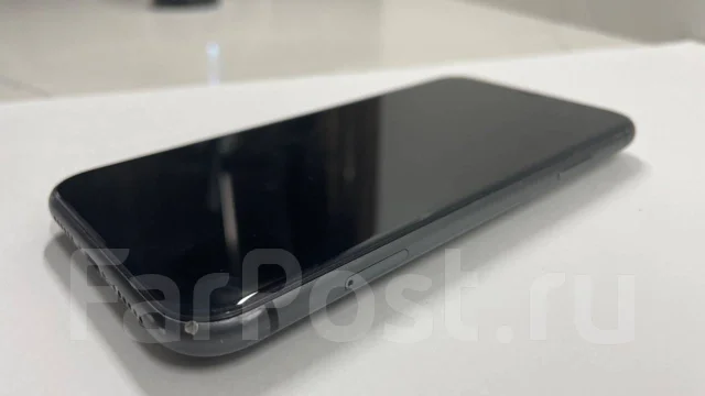 Apple iPhone 11. �/�, ������, 4G LTE, Dual-SIM ����