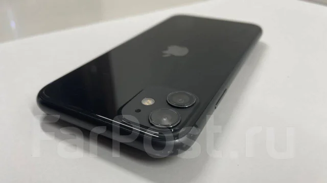 Apple iPhone 11. �/�, ������, 4G LTE, Dual-SIM ����
