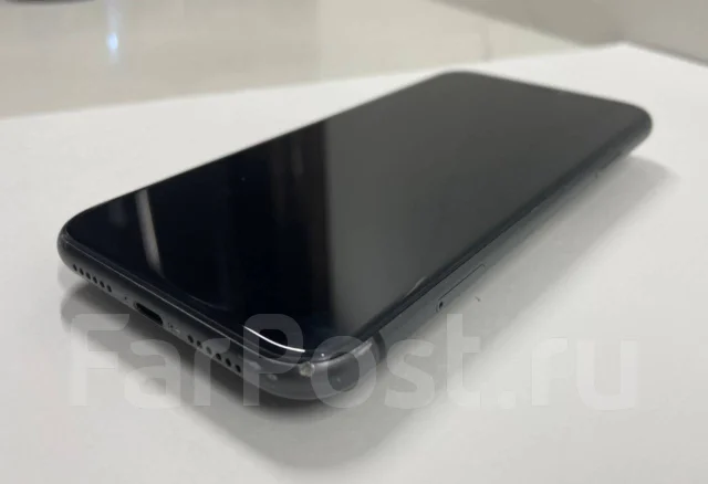 Apple iPhone 11. �/�, ������, 4G LTE, Dual-SIM ����