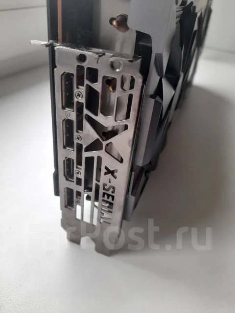 Radeon RX 5700 XT ����
