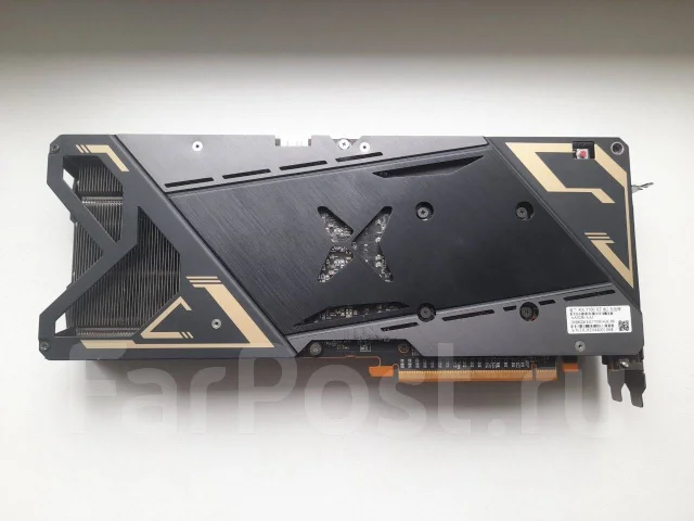 Radeon RX 5700 XT ����