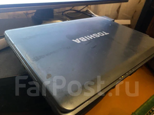 Toshiba Satellite A300-22X. 15.4", 2����, ��� 4 ��, ���� 320���, WiFi: 1, Bluetooth: 1, ����������� �� 2��. ����