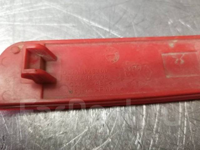 Как крепится катафот на задний бампер рено дастер - 94 фото