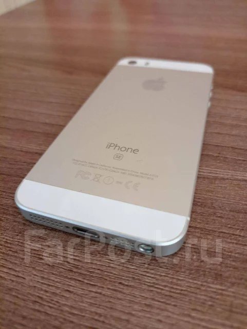 Apple iPhone SE. �/�, �����������, 4G LTE, NFC ����