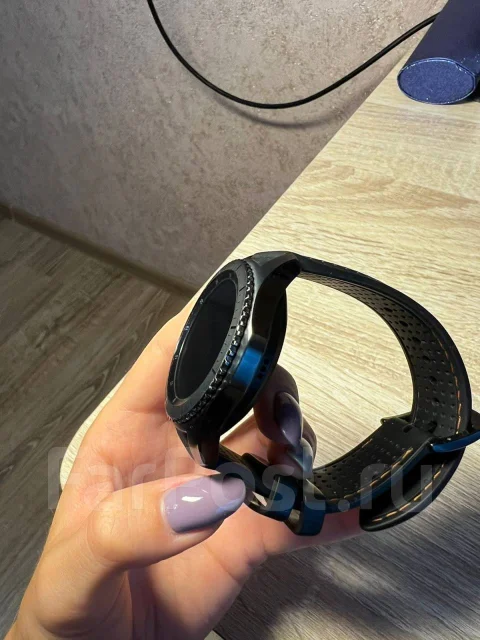 Samsung Galaxy Watch. NFC, IP68 ����