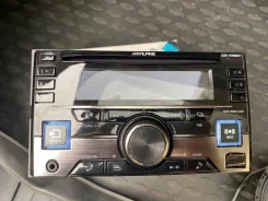 Alpine CDE-W296BT ����