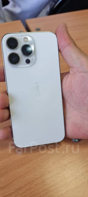Apple iPhone 13 Pro. �/�, �����, 4G LTE ����