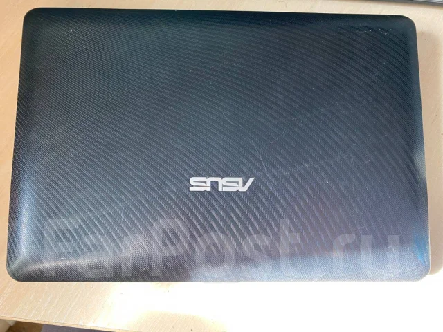 Asus Eee PC 1011PX. 10", 1,6����, ��� 2048 ��, WiFi: 1, Bluetooth: 1 ����