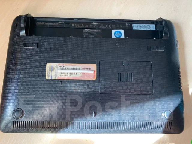Asus Eee PC 1011PX. 10", 1,6����, ��� 2048 ��, WiFi: 1, Bluetooth: 1 ����