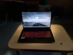 MSI GF75 Thin 9SCSR. 17", 1,0����, ��� 8 ��, ���� 1���, WiFi, Bluetooth, ����������� �� 24��. ����