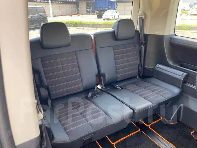 Mitsubishi Delica D:5. �������, 4wd, 2.3 (148��.�.), ������, 25����. ��, �/�. ��� ����� �� ������������ ����