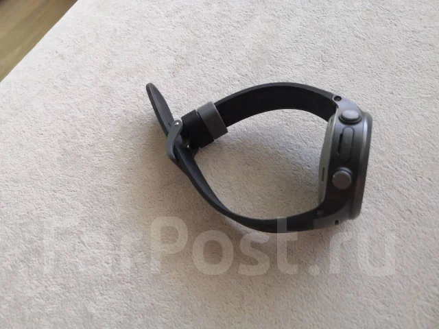 Elari KidPhone 4GR. GPS, SIM-�����, IP67 ����